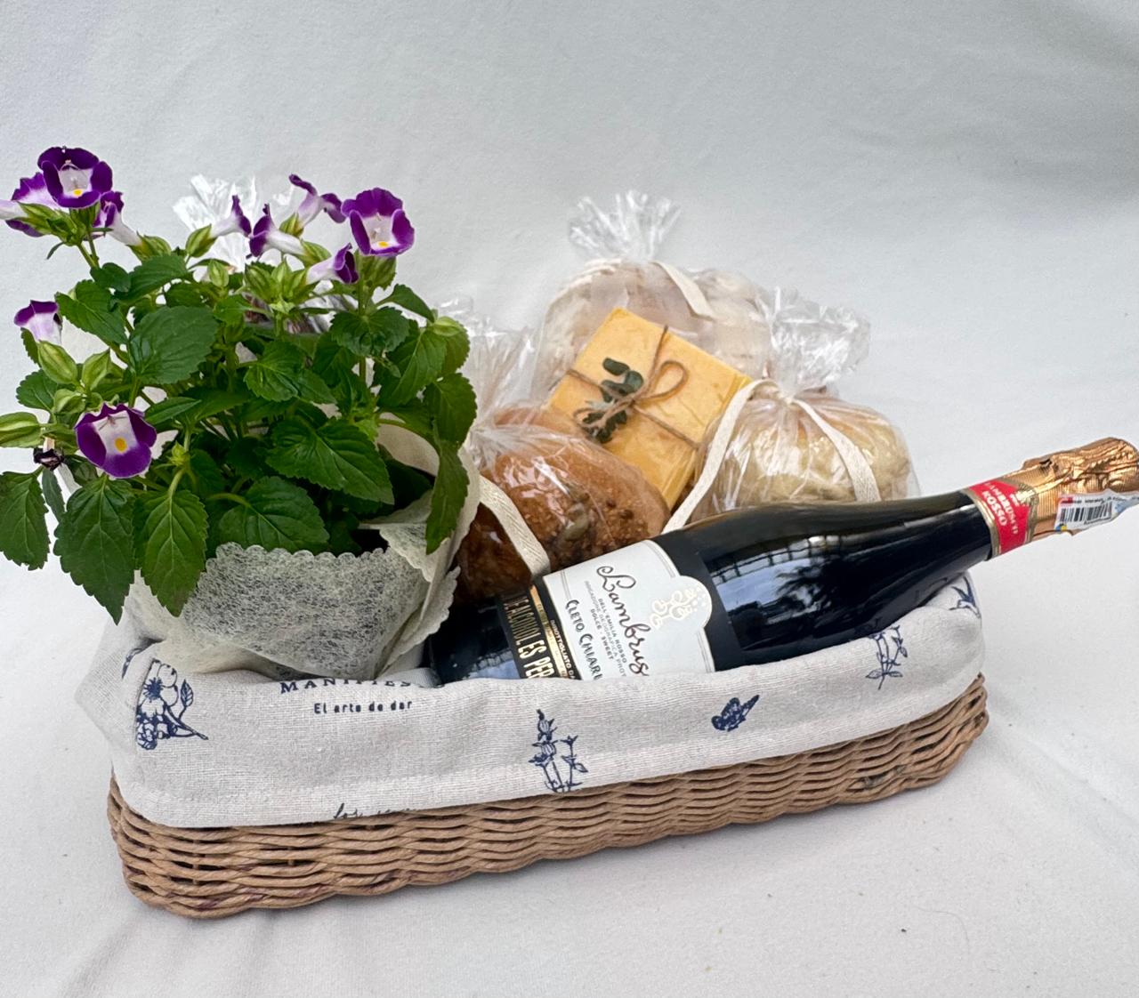 Canasta con lambrusco