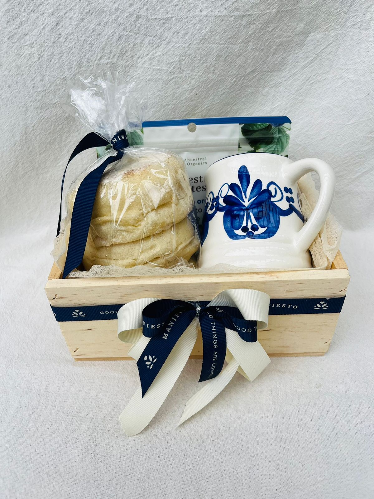 English Muffins Artesanales, Mug y Arándanos con Chocolate