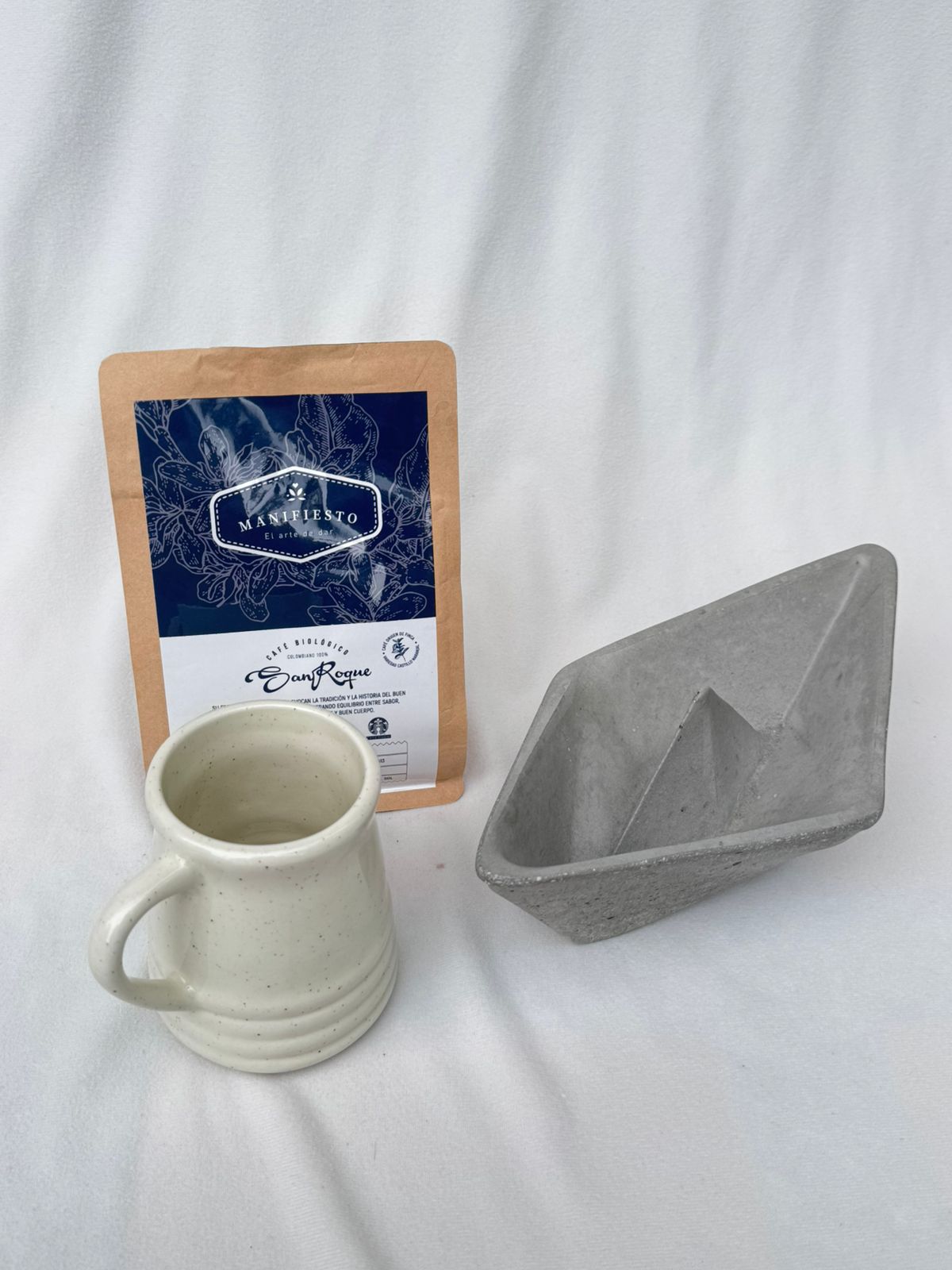 Gracias por guiar mi camino 2: Barquito, mug y café