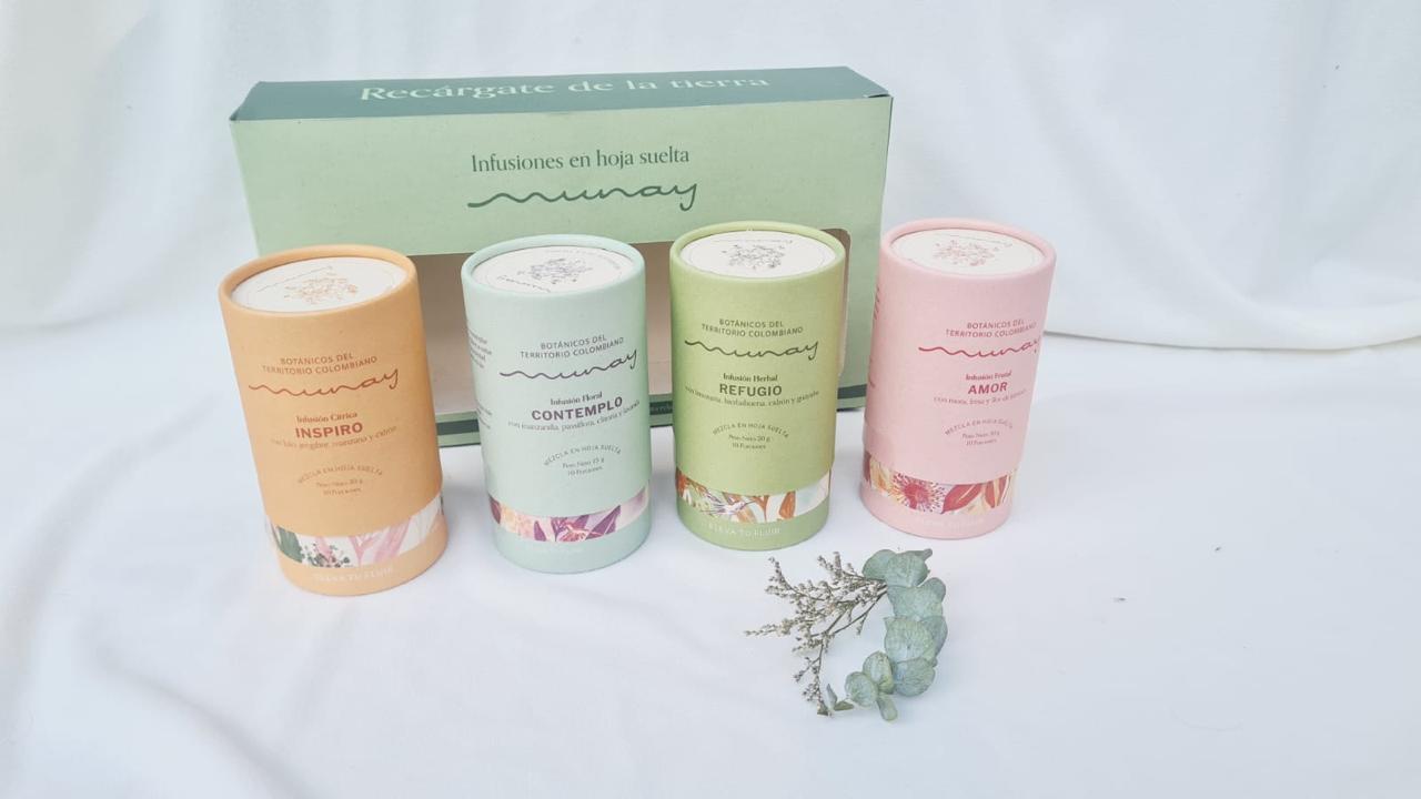 Pack de mini tubos de te y bouquet de flores