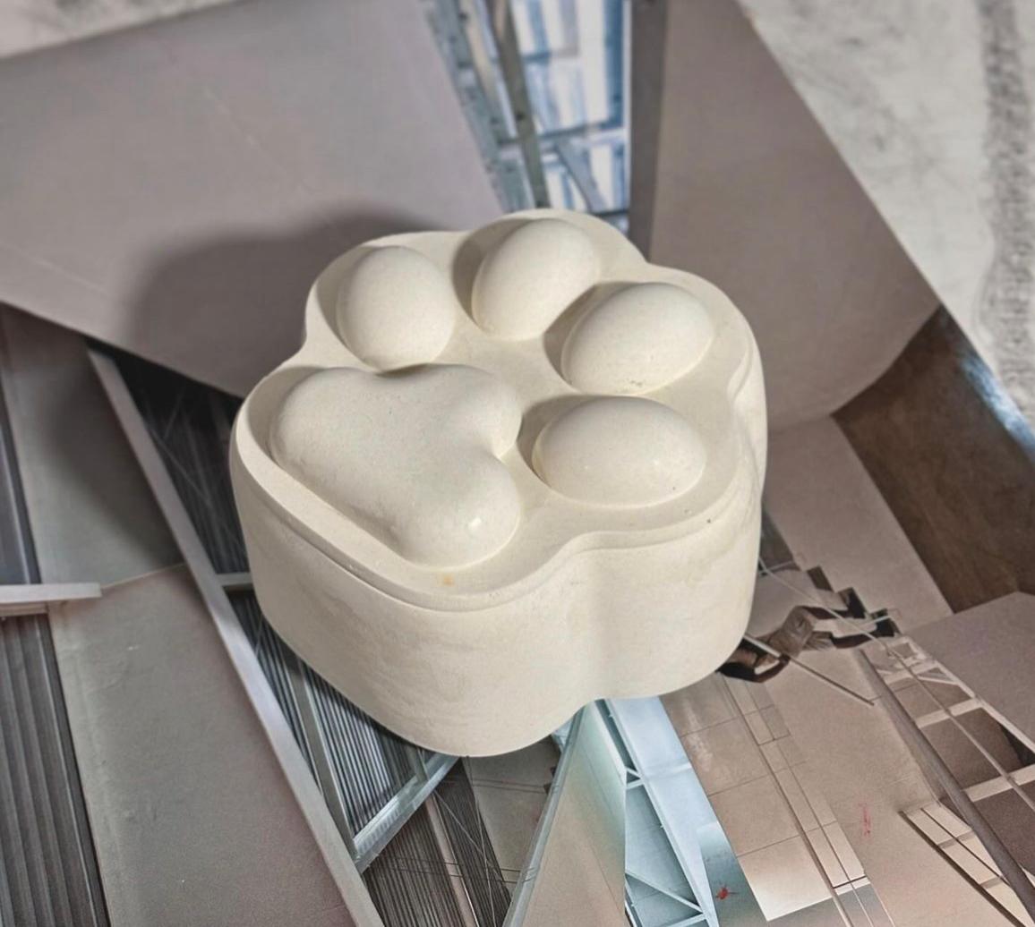 Condolencia Perritos-Cuadro con Frase y Cofre de Patas en Concreto