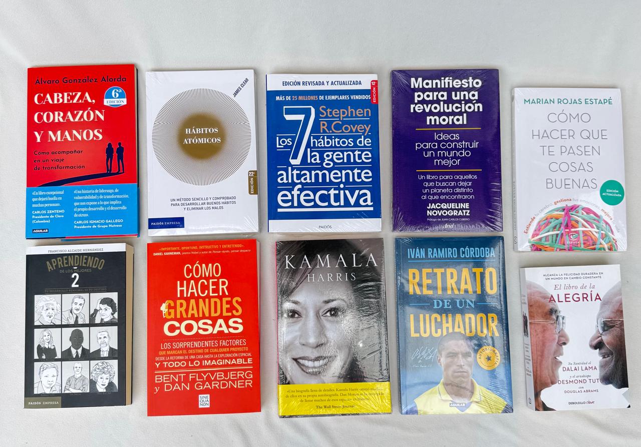 Libro en empaque especial para celebrar logros y comienzos