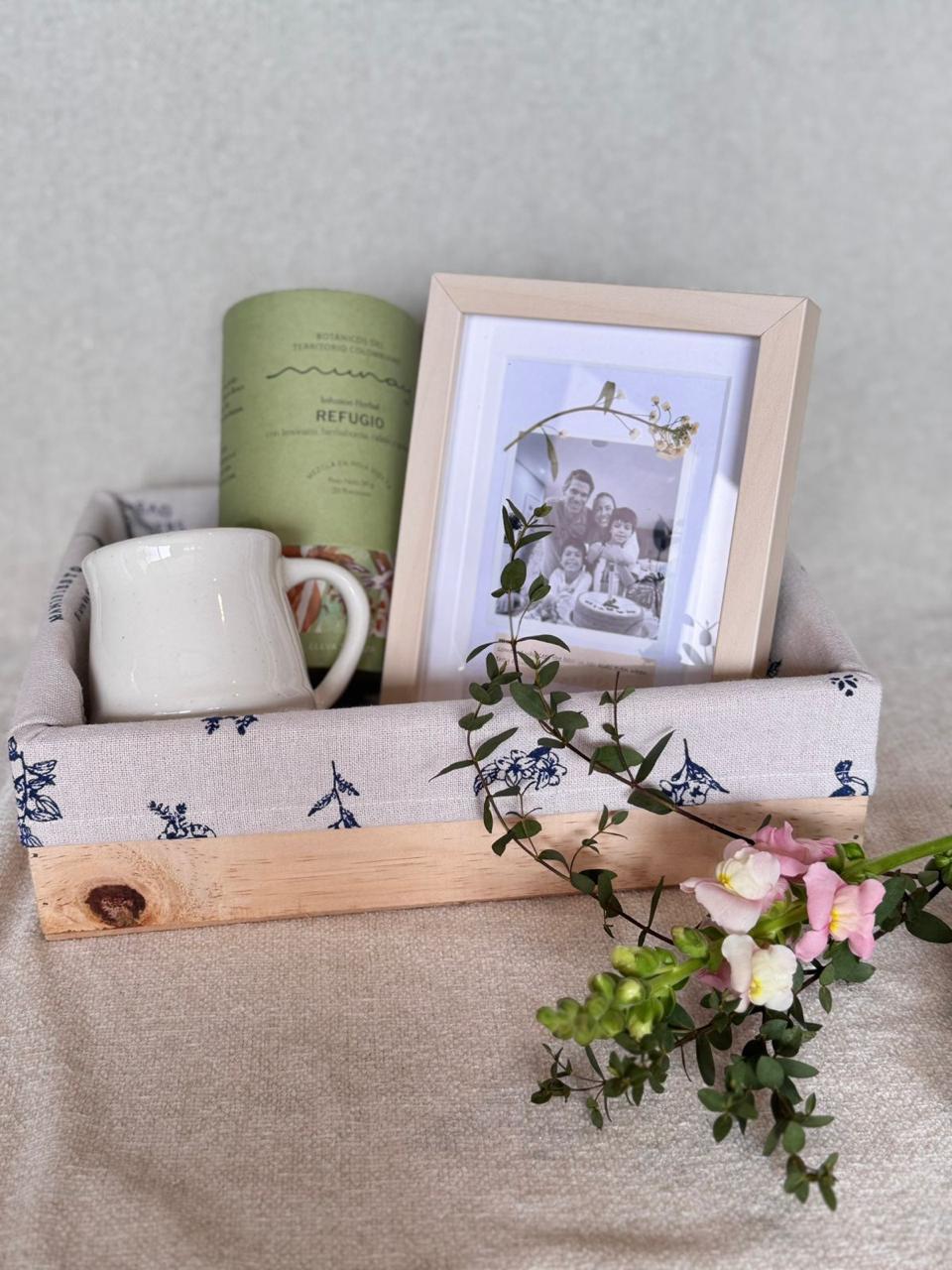 Cuadro personalizado fallecimiento- Tu presencia es invisible, pero infinita