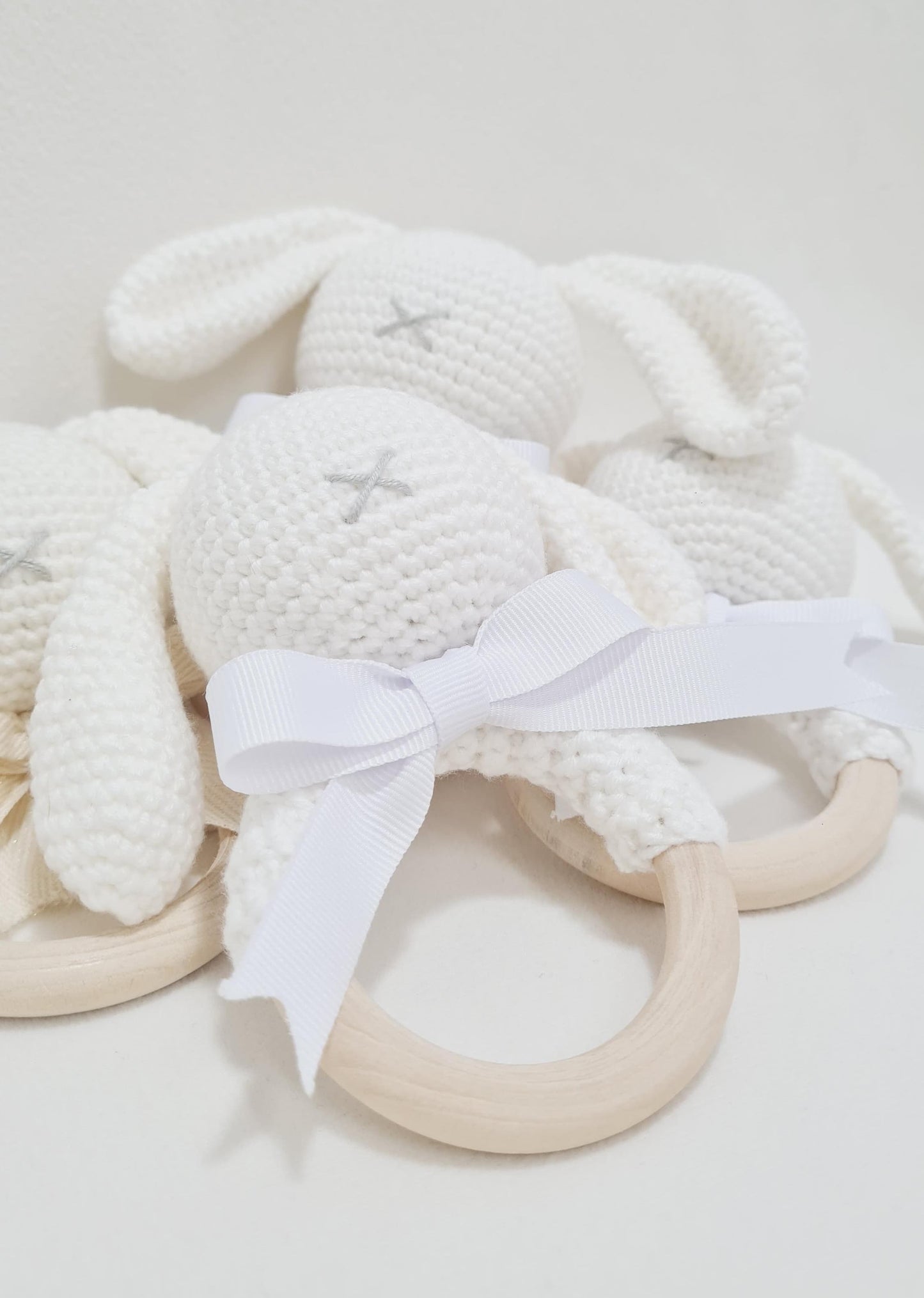 Sonajero y muñeco en crochet