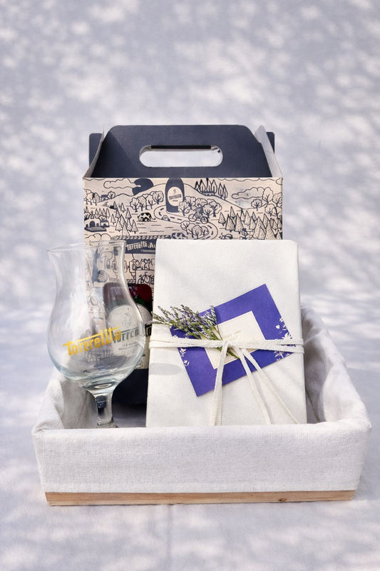 Libro y three pack con vaso