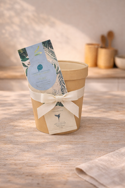 Un regalo dulce con mini brownies y té