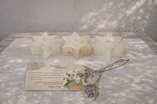 Cajita con 3 Velitas Estrella – Ritual de Gratitud y Luz
