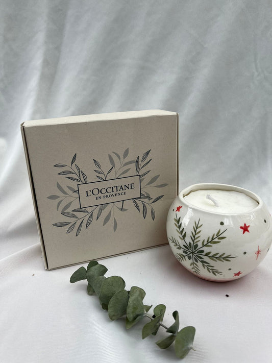 Velita cerámica Navidad con kit L´Occitane viajero