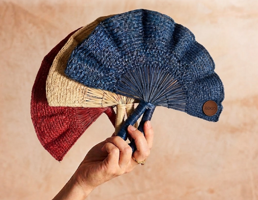 Abanicos artesanales con marca